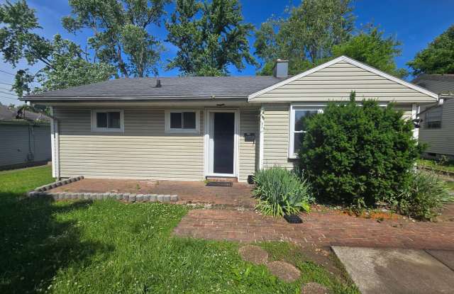 Photo of Charming 3-Bedroom Home – Modern, Clean  Carpet-Free!