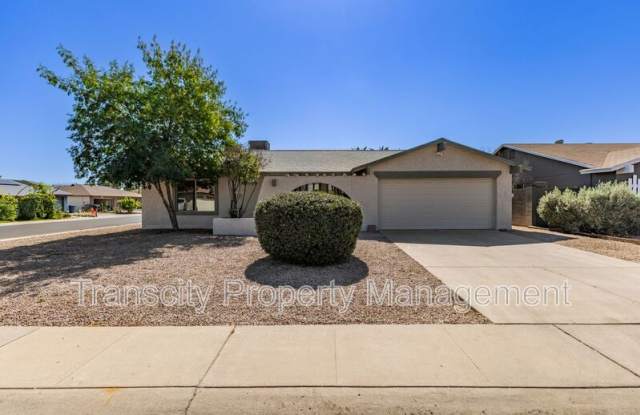 3304 N Apollo Dr