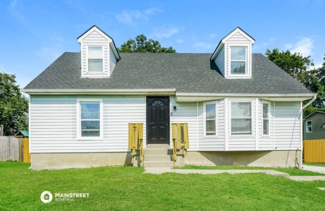 12401 Kingsley Drive - 12401 Kingsley Drive, Pioneer Village, KY 40229