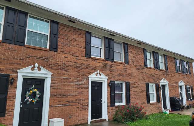 Photo of 335 Churchill Drive - 2