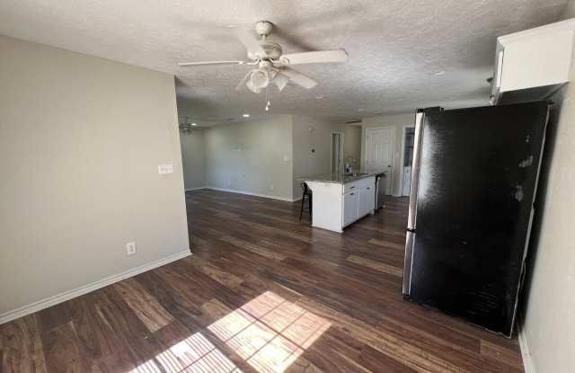 Photo of 664 West Tram Road