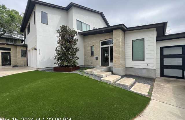 1120 Fairmount Avenue - B