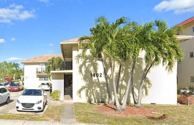 1402 S Federal Highway