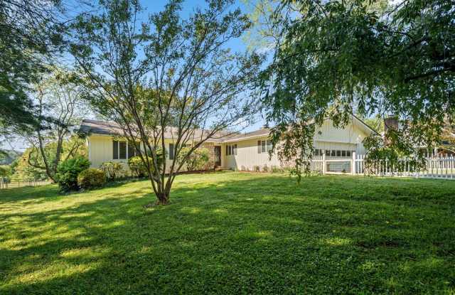 Photo of Spacious Updated Ranch