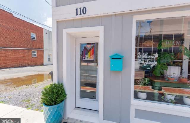 Photo of 110 E MARTIN Street