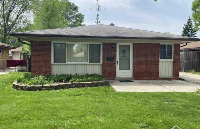 4972 Lincoln - 4972 Lincoln Boulevard, Dearborn Heights, MI 48125