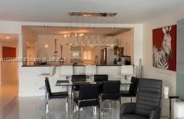 17050 N Bay Rd