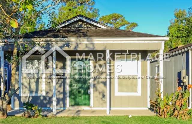 1123 S 11th Street