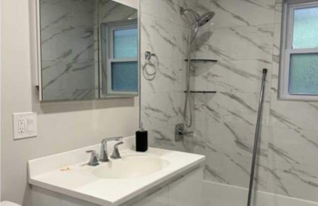 95 N Maple Avenue 2095