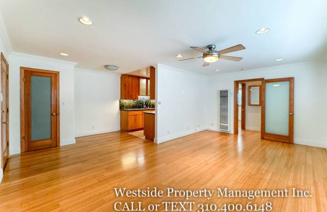 Santa Monica Neighborhood | 1+1 Condo