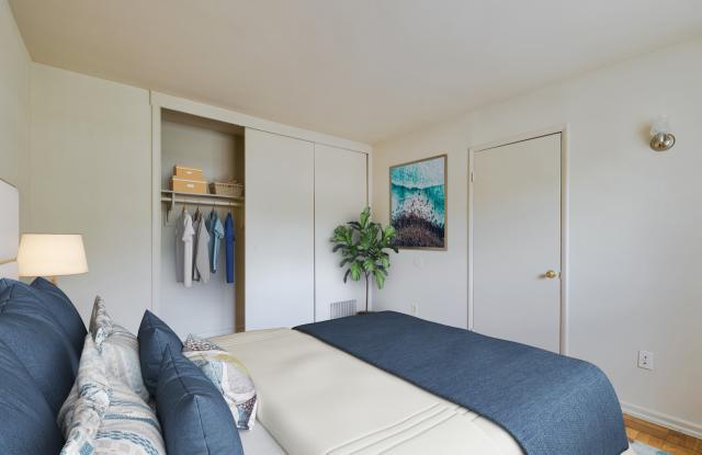 Photo of Nob Hill Apartments