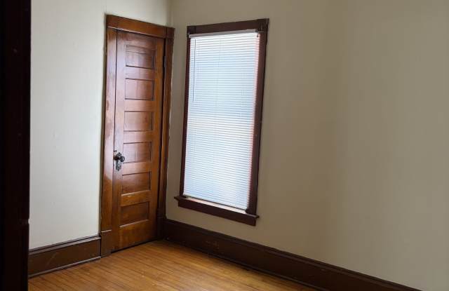 2312 West Lloyd Street