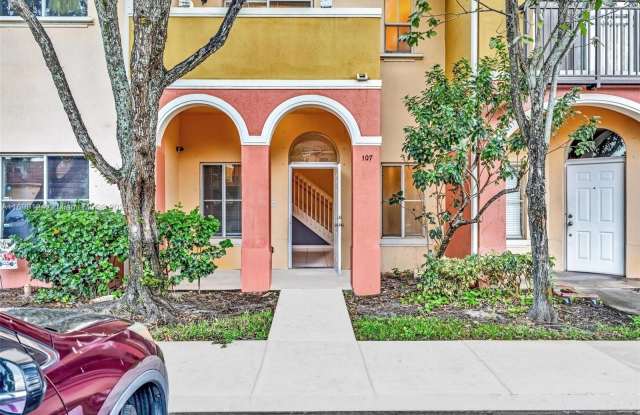 107 S Santa Catalina Cir