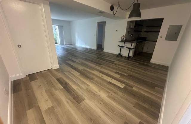 Photo of 640 NW 13th St