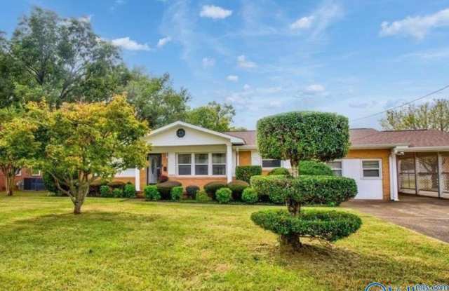 3809 Saturn Drive SW