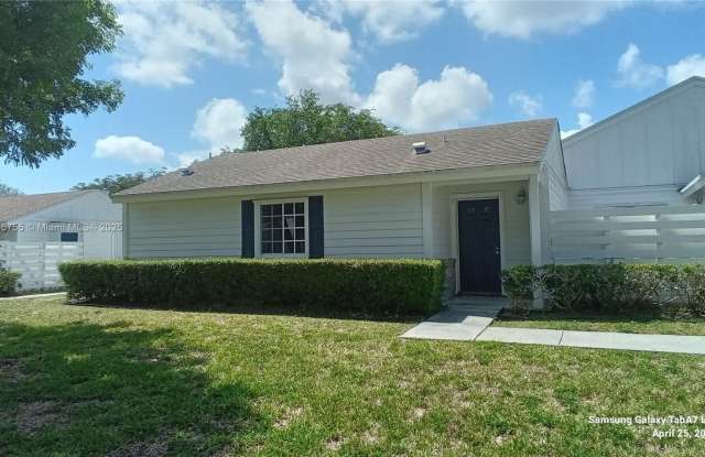 Photo of 13764 SW 149th Cir Ln