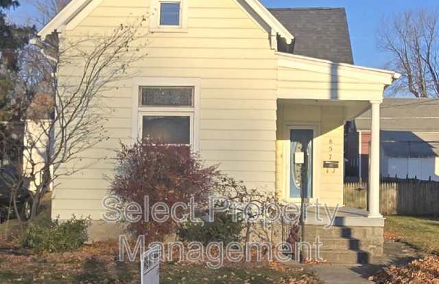 857 Edgewater Ave