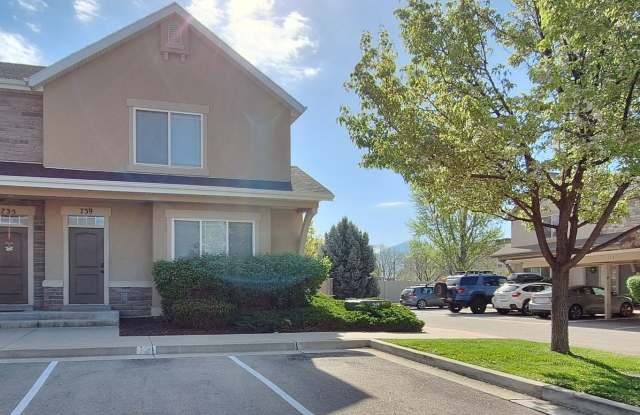 Spacious End Unit Townhome - A must see! photos photos