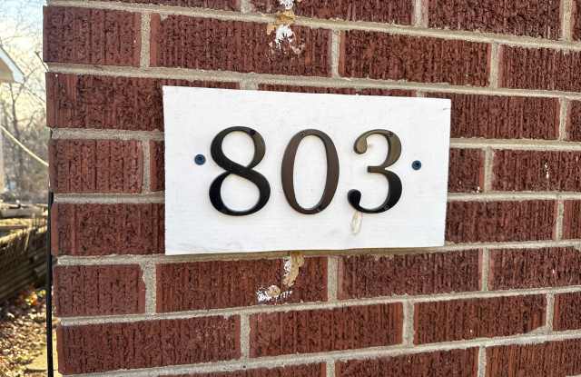 803 Marvin Ave