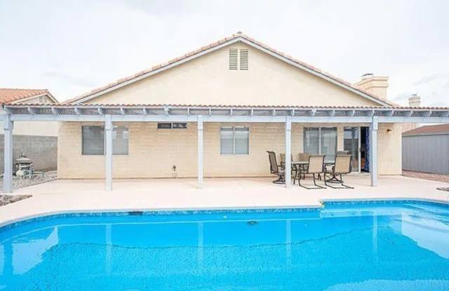 Photo of 745 Gullwing Lane