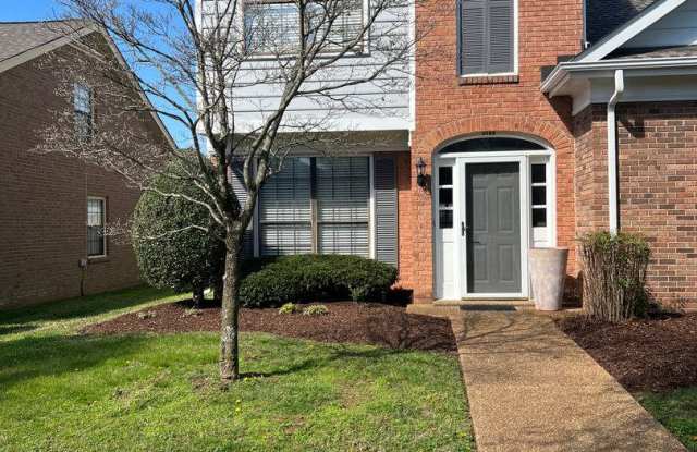 Charming Condo for Rent in River Plantation in Nashville, TN - 9135 Sawyer Brown Road, Nashville, TN 37221