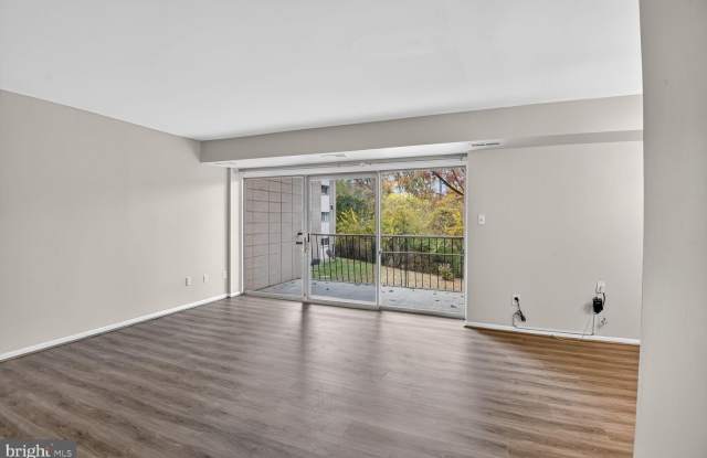 7505 RIVERDALE Road unit: 2039