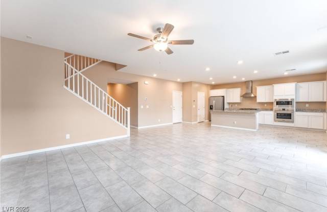 2665 Crystal Quartz Street