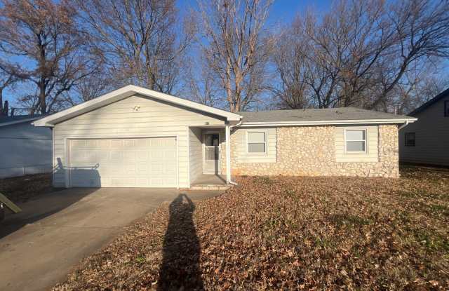 Photo of Warm  Inviting 3 Bed, 2 Bath