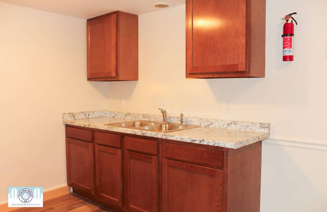 Remodeled 1 bedroom in Washington Local