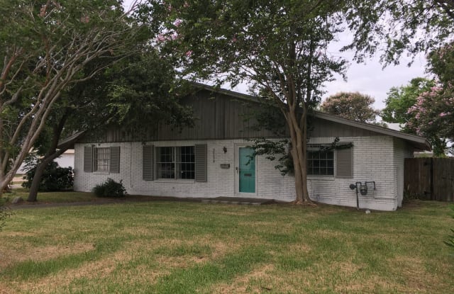 3554 Denver Avenue - 3554 Denver Ave, Corpus Christi, TX 78411