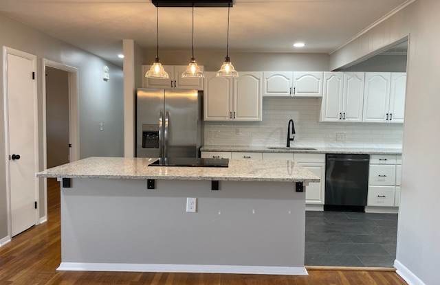 205 Meridale Dr