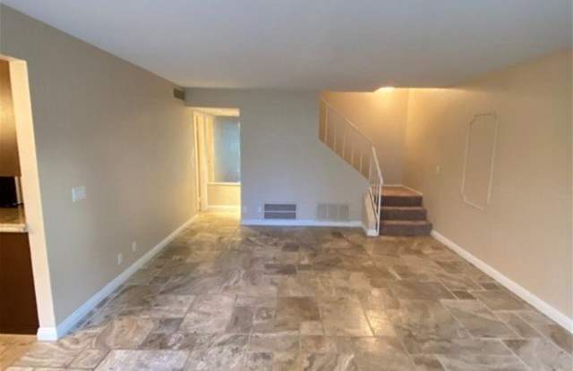 3125 Pinehurst Drive