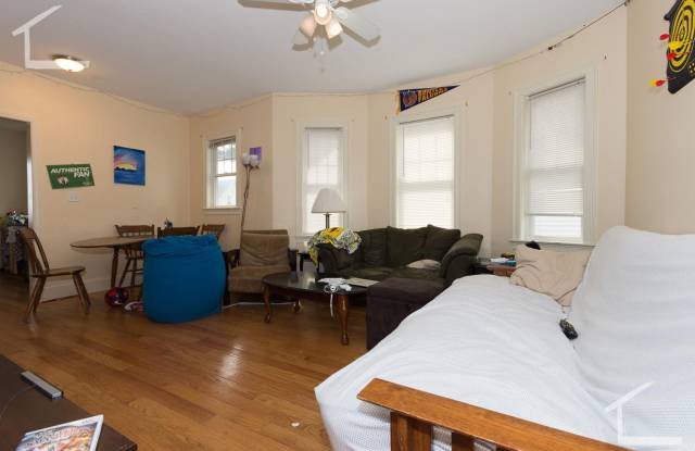 Photo of HOT BRIGHTON LISTING!!!!