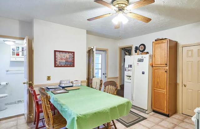 Photo of 1986 East 124th Place