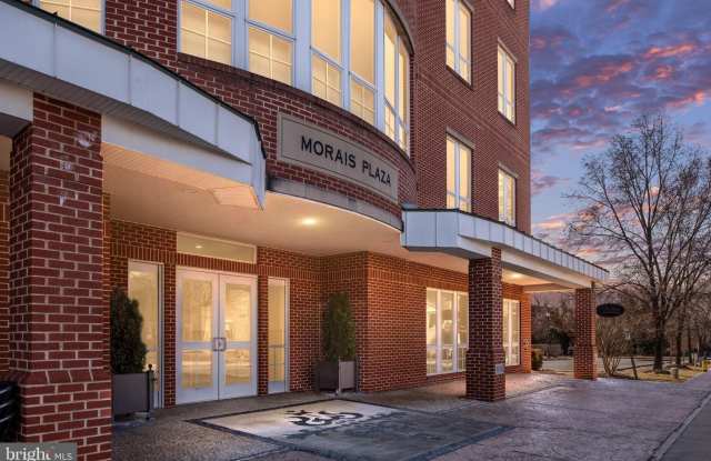 9255 CENTER Street unit: 102