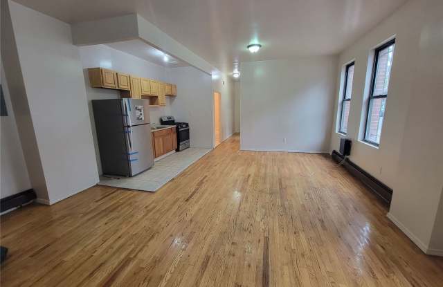 109 E 93rd Street