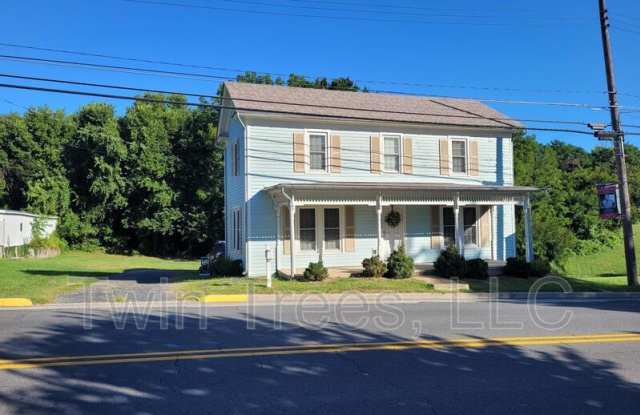 5739 Main St