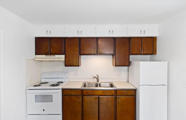 Colonial Manor (GL62,LLC)