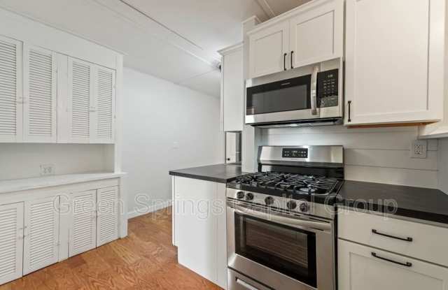 42-44 Saratoga Ave