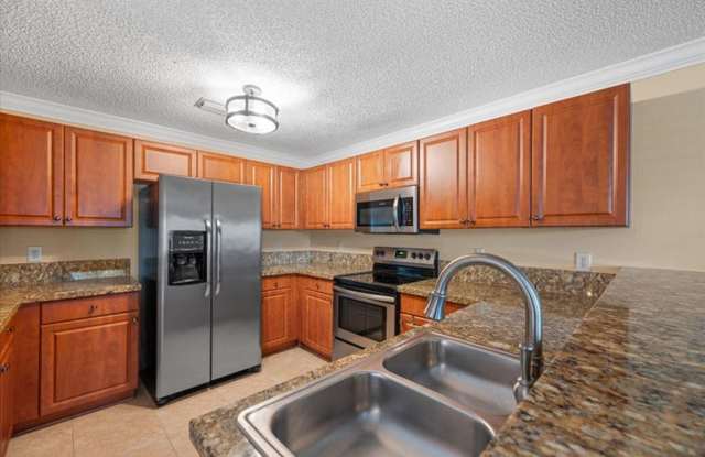 3431 Commodore Court, West Palm Beach, FL 33411