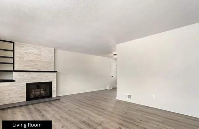 3160 Denver Boulevard