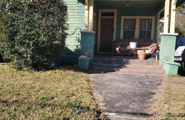 Photo of 1205 Grace Street