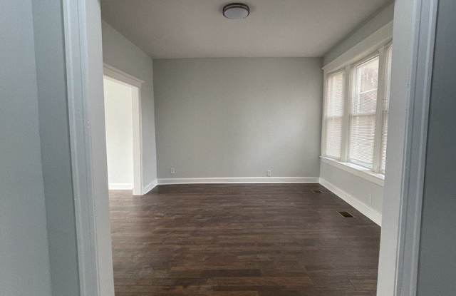 6755 S Sangamon Street