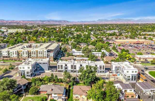 1694 Sheridan BoulevardNo 205