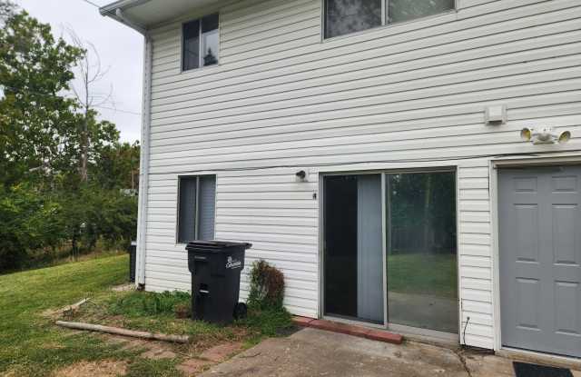 2301 Sears Court - 4