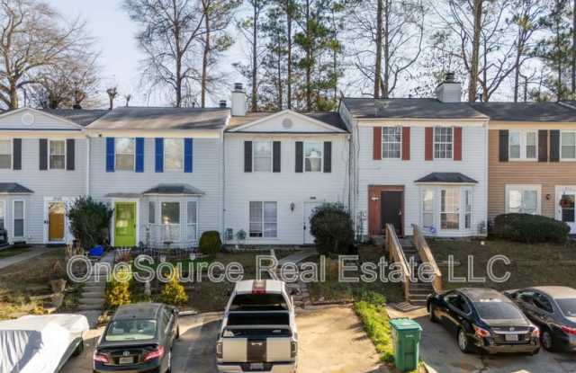 1052 Huntington Trce Southeast