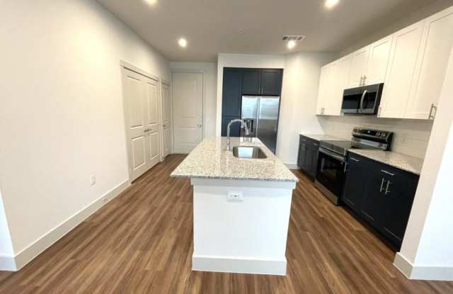 614 East Foster Crossing Rd.