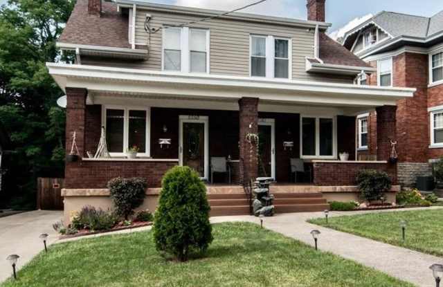 NORWOOD- UNIT #1, 2+ bedroom 1.5 BATH W/ GARAGE /OVERSIZED YARD/DECK