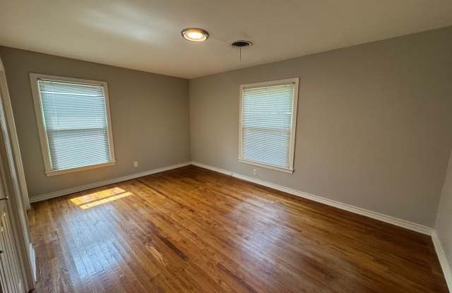 Spacious Central Waco Home