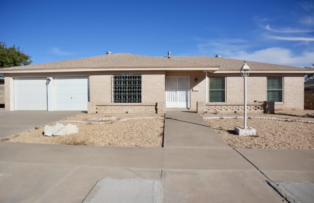 1296 Vista de Oro Drive - 1296 Vista De Oro Drive, El Paso, TX 79935